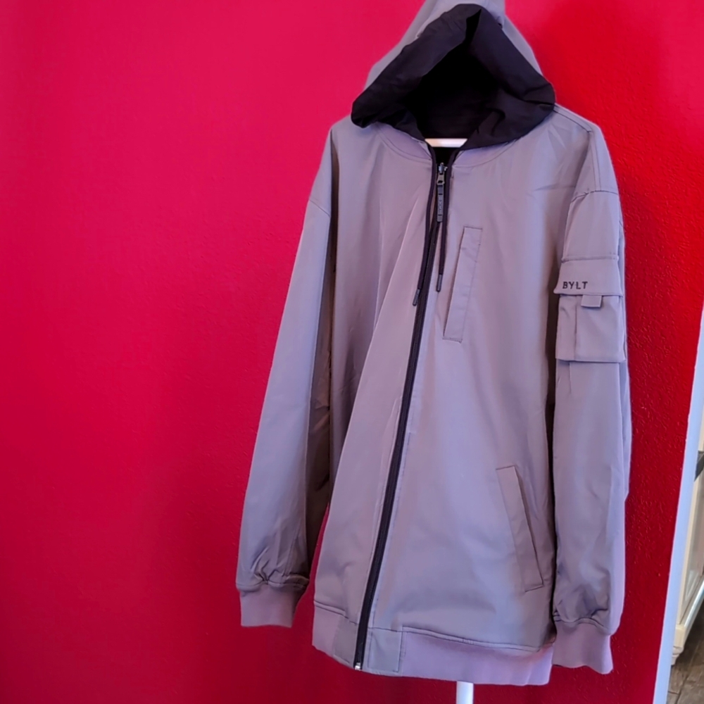 BYLT Basics Men's Reversable Hooded Jacket Black and Olive Green Like New!